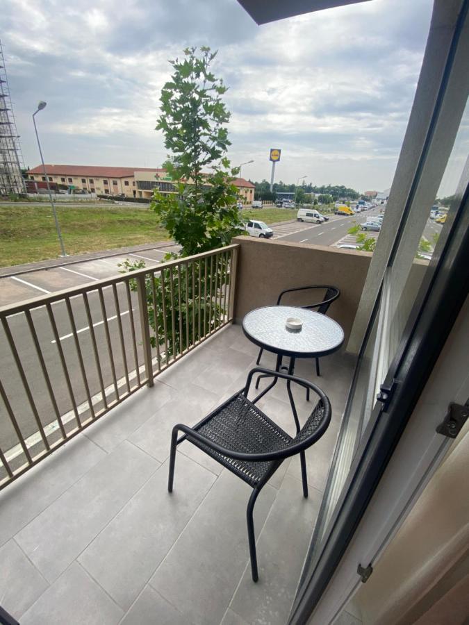 Good Vibes Apartment Oradea Extérieur photo